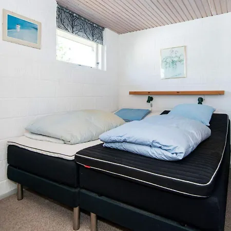 Holiday Home Juelsminde Lxxv *